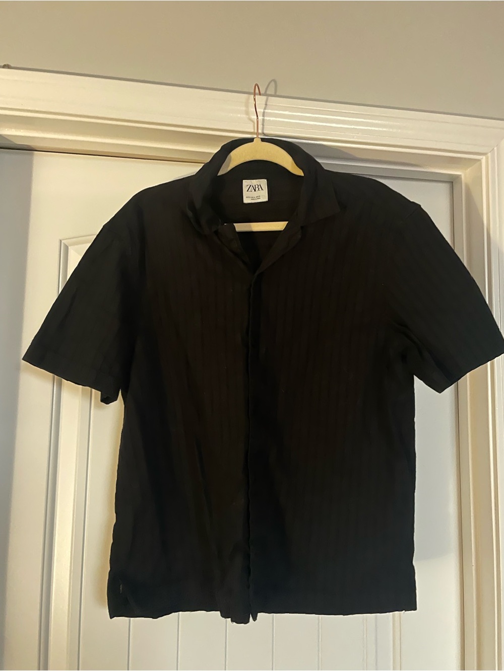 Zara Black Short-Sleeve Ribbed Button-Down Shirt - Picture 5 of 5